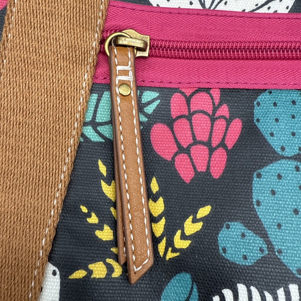 FOSSIL Large Eliza Beach Tote Dark Floral Coated Canvas Oversized Shoulder Bag - Picture 12 of 16